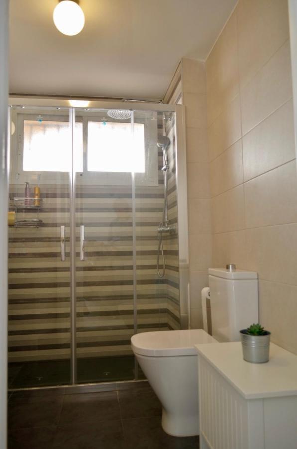 トレモリノスCarihuela Un Dormitorio Junto Al Marアパートメント エクステリア 写真