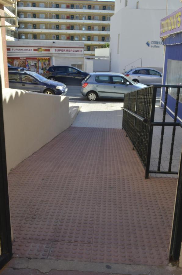 トレモリノスCarihuela Un Dormitorio Junto Al Marアパートメント エクステリア 写真